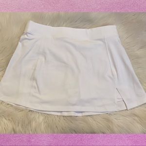 PINK Victoria’s Secret Athletic Skort - NWT - Size XL - White